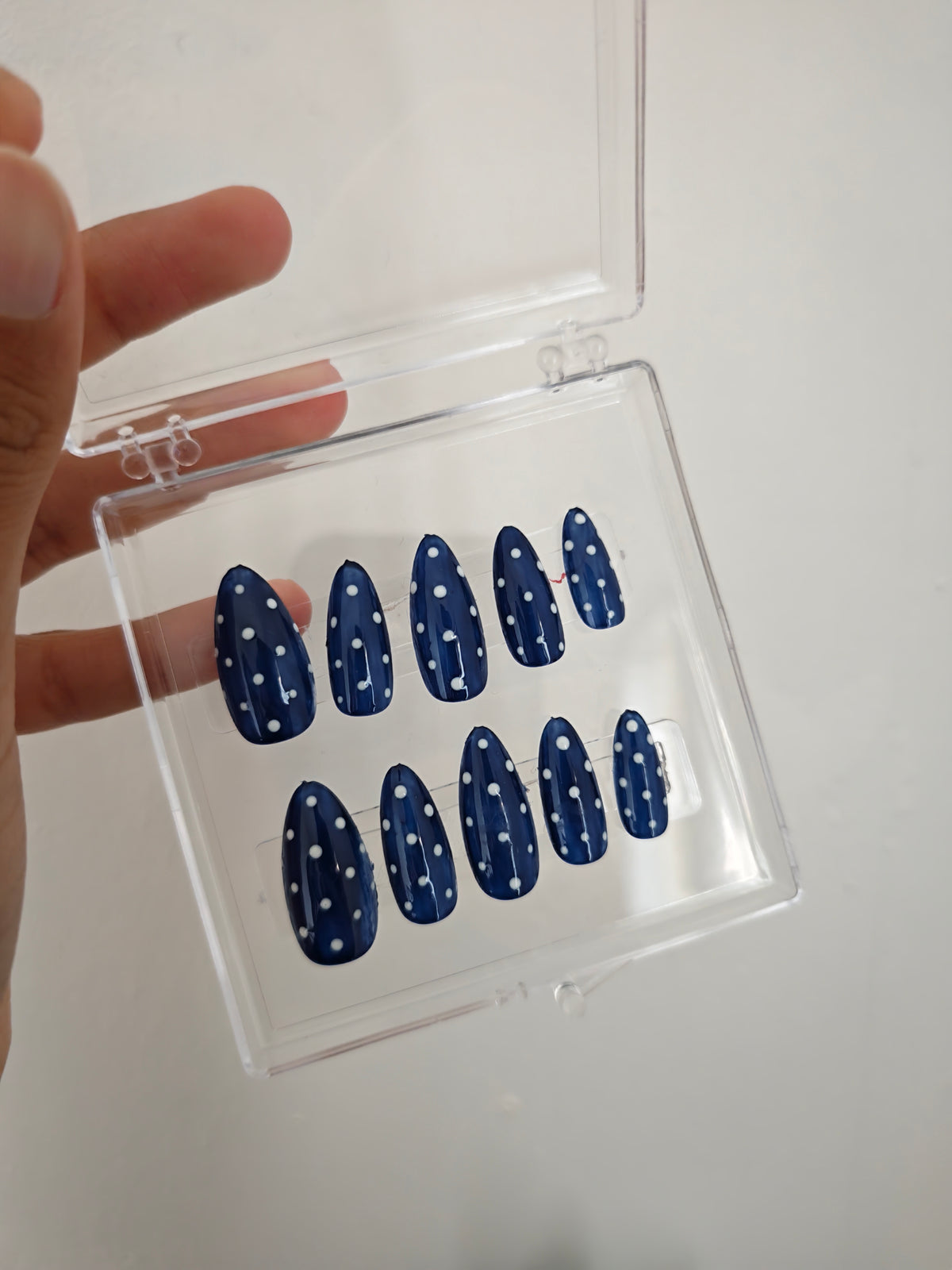 Press on nails Leïla